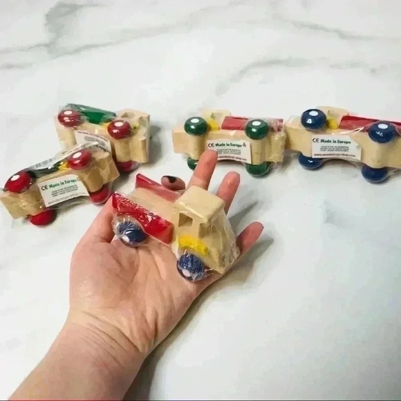 Bundle of 5 Handmade Wooden Mini Trucks Handpainted Push Toys Non-Toxic Paint - Picture 6 of 7